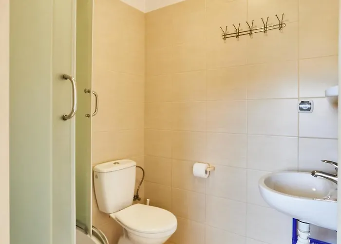 Δωμάτια σε οικογενειακή κατοικία Aga Adults Only *