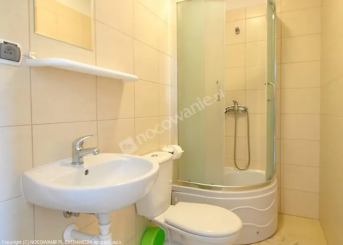 Δωμάτια σε οικογενειακή κατοικία Aga Adults Only Rewal